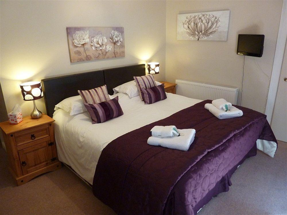 The White House 4* Williton